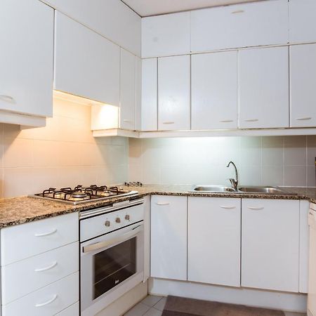 ברצלונה Two Bedroom Townhouse Within 10Min Walk From Beach מראה חיצוני תמונה