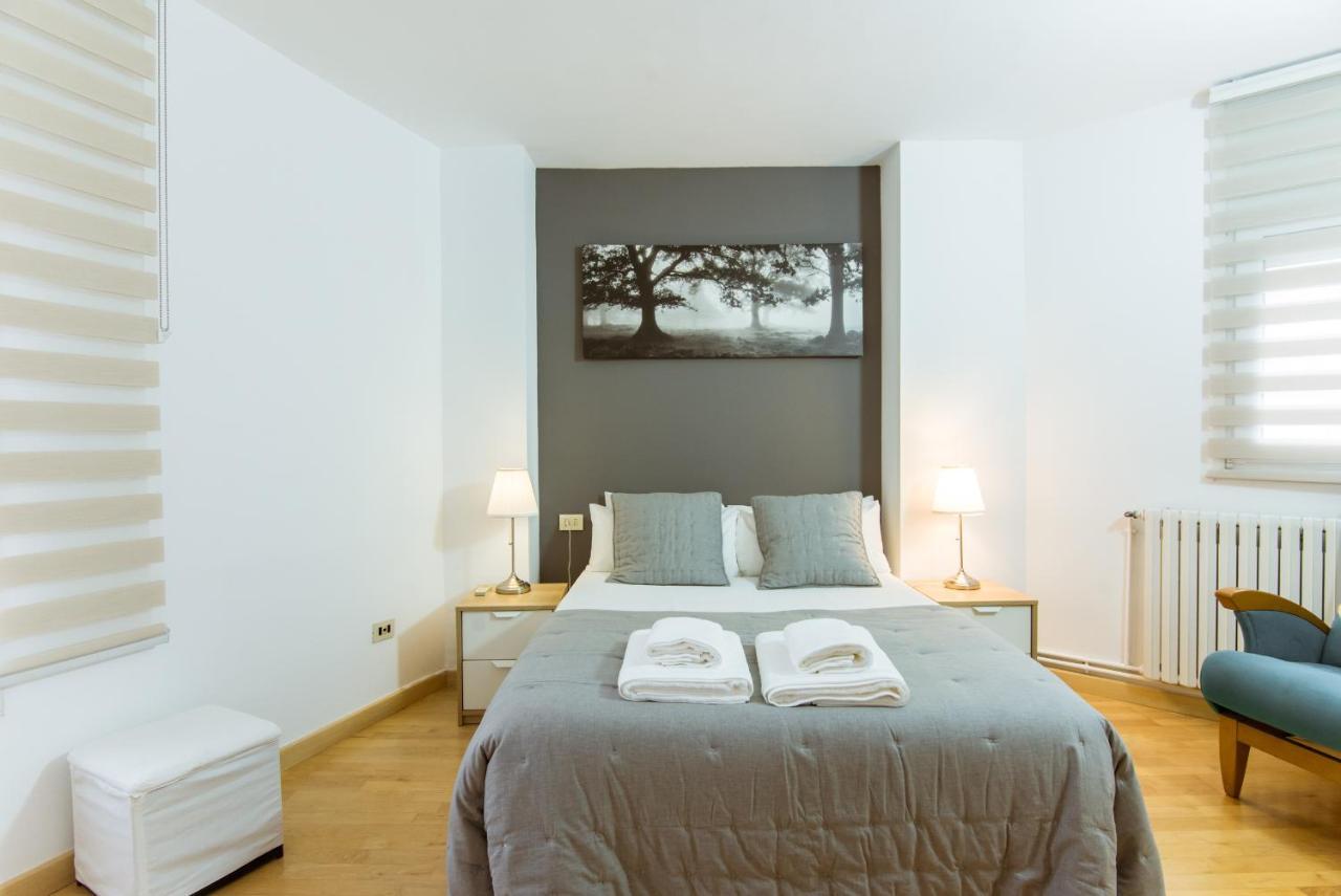 ברצלונה Two Bedroom Townhouse Within 10Min Walk From Beach מראה חיצוני תמונה