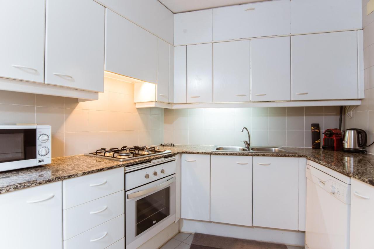 ברצלונה Two Bedroom Townhouse Within 10Min Walk From Beach מראה חיצוני תמונה