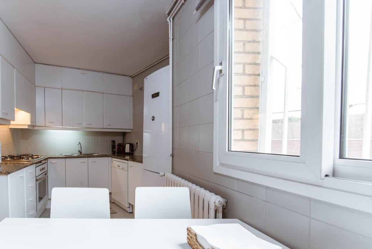 ברצלונה Two Bedroom Townhouse Within 10Min Walk From Beach מראה חיצוני תמונה